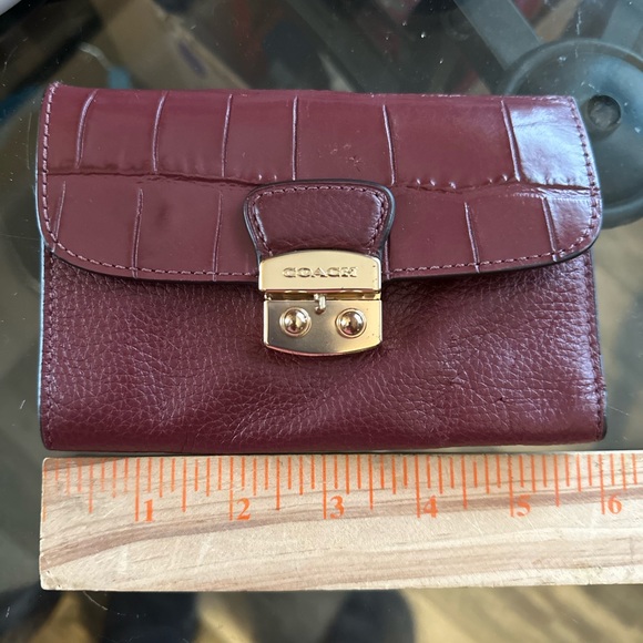 Coach Leather Wallet - Picture 6 of 8